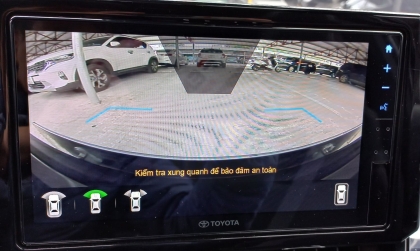 Cam trước xe corolla cross thế này có phải bị lỗi?