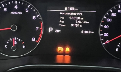 Xin tư vấn lỗi này hiện trên đồng hồ Kia Cerato?