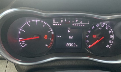 Biểu tượng này xuất hiện trên bảng đồng hồ của VinFast Fadil là sao ạ?