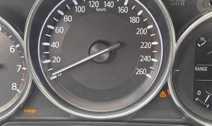 Mazda CX-5 hiện lỗi gì trên đồng hồ đây ạ?