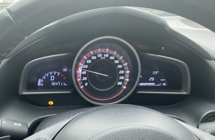Lỗi hiện trên đồng hồ xe Mazda3 là gì vậy ạ?