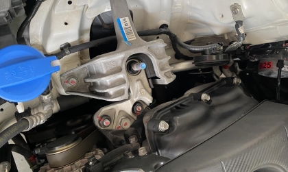 Xin các cụ xem hộ xe Kia Cerato này đã bị