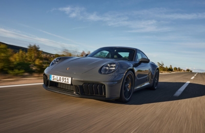 Porsche 911 Hybrid lần đầu tiên trong lịch sử chính thức ra mắt