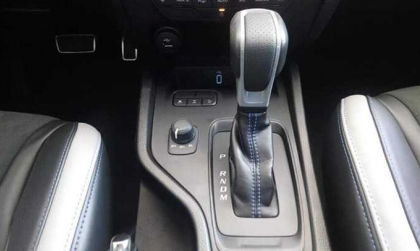  Mạch số tay ford ranger AT bị nước vào, xin địa chỉ xử lý để không phải mua mới?