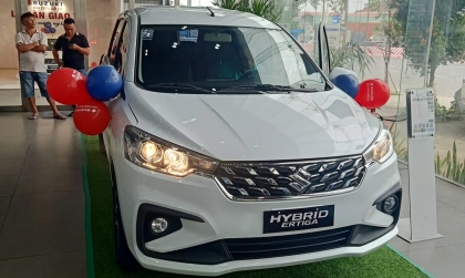 Có nên thay màn hình android cho Ertiga Hybrid?