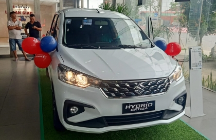 Có nên thay màn hình android cho Ertiga Hybrid?
