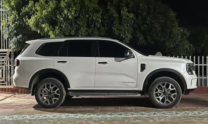 Cảm nhận các bác thế nào về mùi khí thải Euro5 trên Everest?