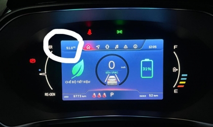 Sao nhiệt độ trên VinFast e34 báo cao thế nhỉ?