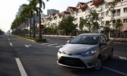 Xin tư vấn xe Vios lỗi bơm nước rửa kính