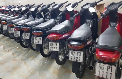 Vì sao biển số xe tứ quý lại không được định danh?