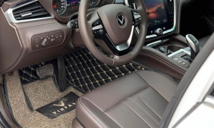 Tiếng kẽo kẹt khi đạp phanh chân Lux A2.0 là từ đâu?