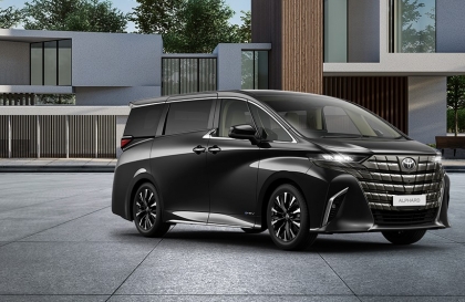 Toyota Alphard Hybrid có mặt tại Việt Nam, khởi điểm từ 4,475 tỷ đồng