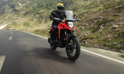 Thế giới 2 bánh: Suzuki V-Strom 250SX có giá bán chính thức tại Việt Nam