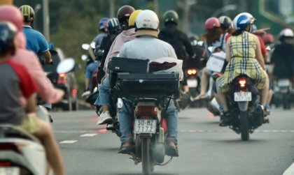 Luật Trật tự, An toàn giao thông đường bộ: Bắt buộc mô tô và xe gắn máy phải kiểm định khí thải