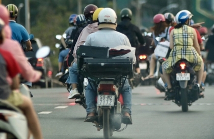 Luật Trật tự, An toàn giao thông đường bộ: Bắt buộc mô tô và xe gắn máy phải kiểm định khí thải