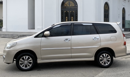 Innova vòng tua 3000 khi lên 100 km/h có hợp lý không?