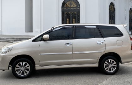 Innova vòng tua 3000 khi lên 100 km/h có hợp lý không?