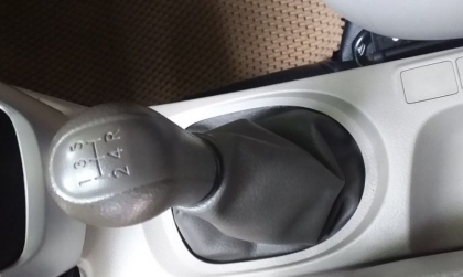 Thay cần số của Toyota Vios MT được không các cụ?