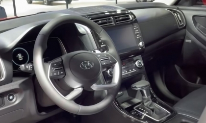 Hyundai Creta tự dưng mất màn hình giải trí thì xử lý thế nào?