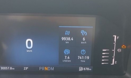 Xe Ford Ranger mới đi hơn 3 vạn đã bị giật là bị gì ạ?