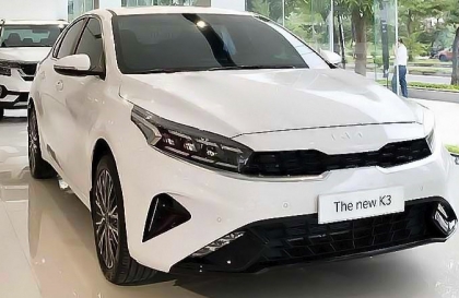 Kia K3 đi có tiếng kêu tách tách là lỗi gì?