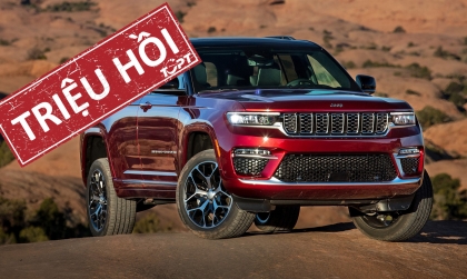 Triệu hồi hơn 162.700 chiếc Jeep Grand Cherokee và Wagoneer vì lỗi camera lùi