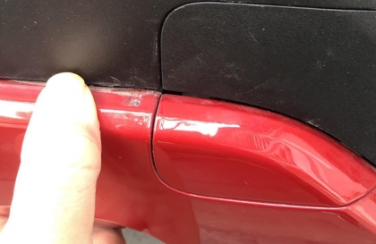 Nhựa đuôi xe Corolla Cross có thay được không?