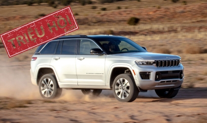 Triệu hồi Jeep Grand Cherokee do nguy cơ lỗi hệ thống lái