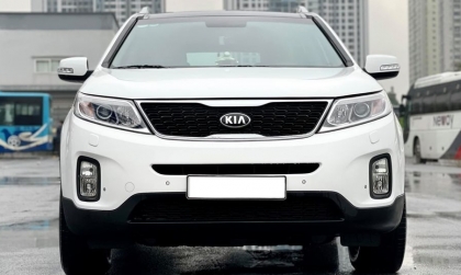 Xin tư vấn xe Kia Sorento 2016 bị rung khi chuyển sang số D và đạp phanh