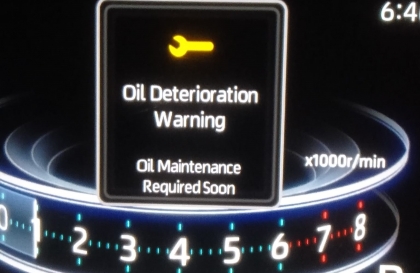 Xin tư vấn xe Raize hiện lỗi trên đồng hồ?