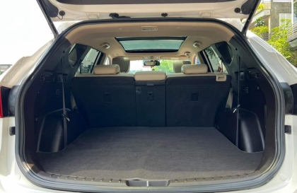 Sao xe Santafe nổ máy không mở được cốp điện?