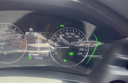 Màn hình Hr-v hiện thế này là sao nhỉ?
