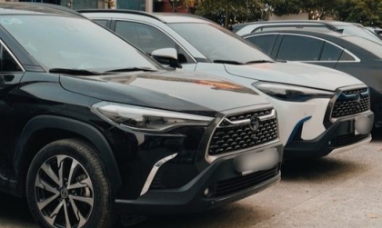 Toyota Corolla Cross không tự gập gương khi bấm chìa khóa là bị sao?