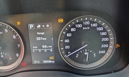 Hyundai Tucson hiện đèn báo lỗi như thế này là sao?