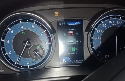 Xe Ertiga báo yếu bình thì nên xử lý thế nào?