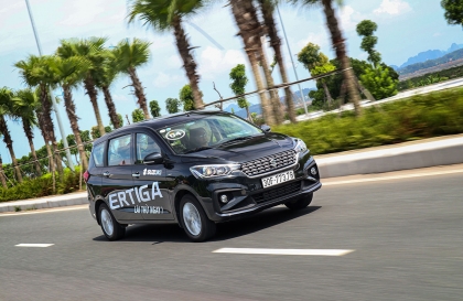 Suzuki Ertiga kêu lọc cọc khi qua chỗ xóc?