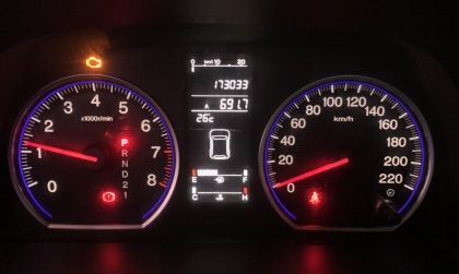 Mua xe Honda CR-V cũ dùng một thời gian thì bị hiện đèn động cơ là sao nhỉ?