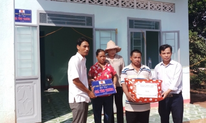 Đóng góp xã hội: Vingroup ủng hộ 250 tỷ đồng cho người dân bị ảnh hưởng bởi bão lũ