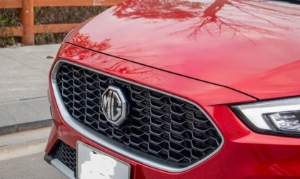 Xe MG ZS có mùi xăng khi nổ máy do nguyên nhân gì?