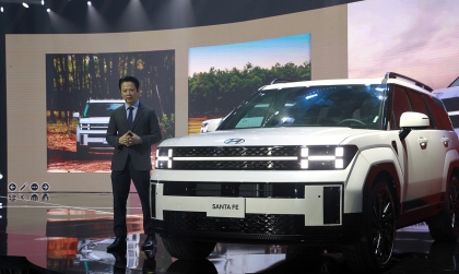 Hyundai Santa Fe thế hệ mới chính thức ra mắt, thách thức đối thủ và cả… Palisade