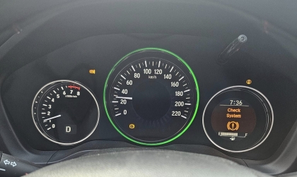 Nhờ các bác xem giúp xem lỗi trên đồng hồ xe Honda HR-V là gì?