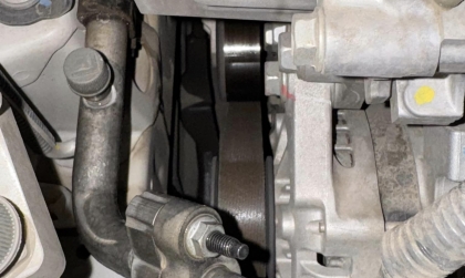 Xe Vios kêu khi tăng ga do đâu?