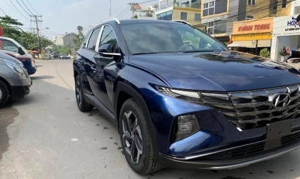 Xin chỉ giáo xe Hyundai Tucson mới chạy 4500km mà bị giật khi nổ máy 