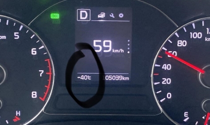 Xe Kia Cerato bị lỗi hiển thị nhiệt độ, xin các bác hướng xử lý?