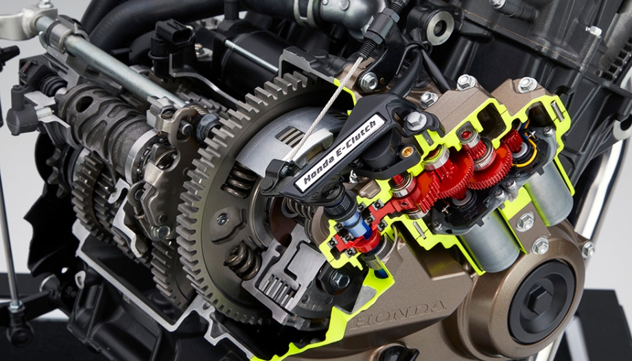 Thế giới 2 bánh: Honda Việt Nam trang bị e-clutch cho toàn bộ dải xe hạng trung bao gồm CBR650R, CB650R, NX500, CB500 Hornet và CBR500R
