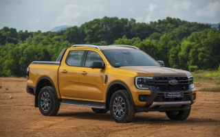 Bảng giá xe Ford tháng 10/2024: Ford Ranger được ưu đãi tới 100% lệ phí trước bạ