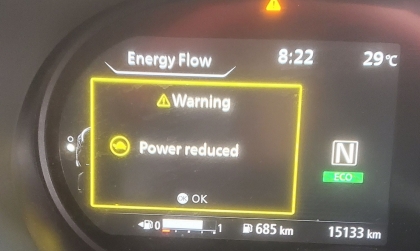 Lỗi hiện trên đồng hồ Nissan Kicks này là gì các bác?