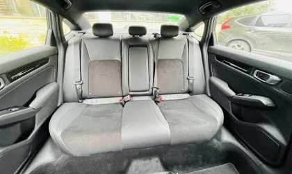 Tiếng cót két phía sau xe Civic là do đâu các bác ơi?