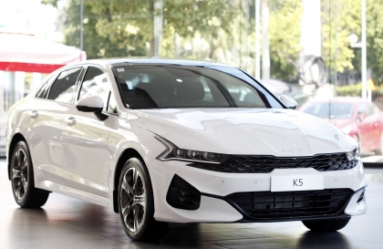 Bảng giá xe KIA tháng 10/2024: KIA K5 được giảm giá tới 20 triệu đồng