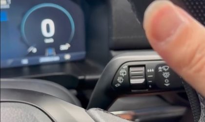 Xin tư vấn gạt mưa Everest không hoạt động